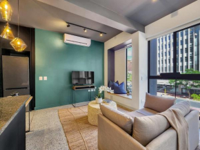 Modern, secure, spacious, L/shedding free-pool